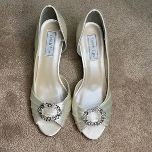 white heels SIZE 8